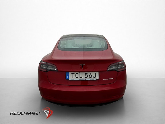Tesla Model 3 8 of 30