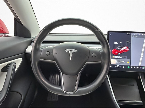 Tesla Model 3 13 of 30