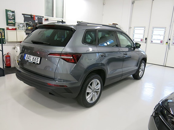 Skoda Karoq 3 of 25