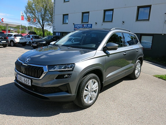 Skoda Karoq 2 of 5