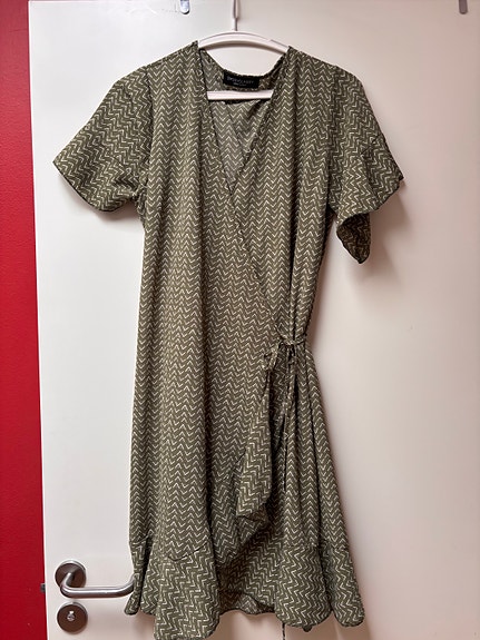 Product image 17 of 18