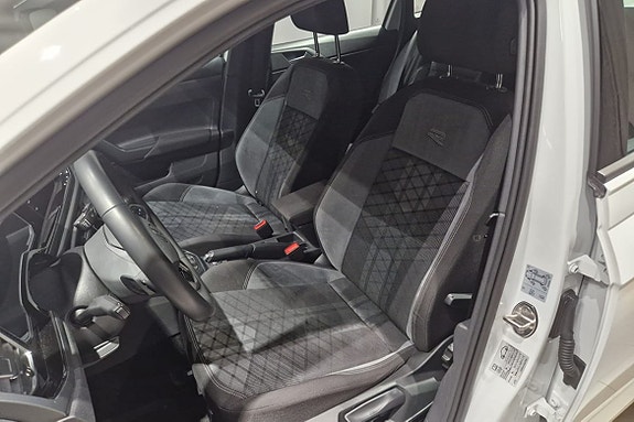 Volkswagen Taigo 13 of 25