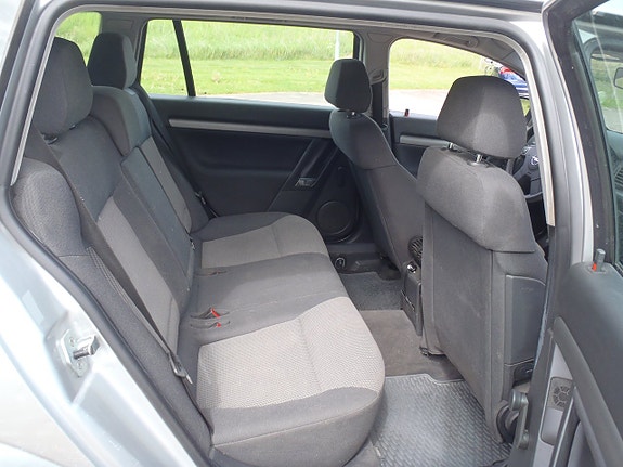 Opel Vectra 9 of 9