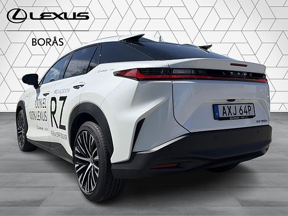Lexus RZ350e 2 of 24
