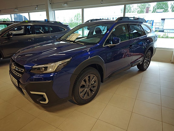 Subaru Outback 2 of 3