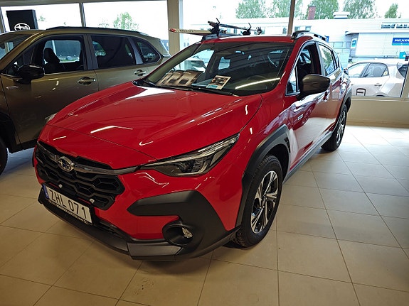 Subaru Crosstrek 2 of 3