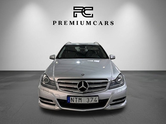 Mercedes-Benz C180 3 of 5