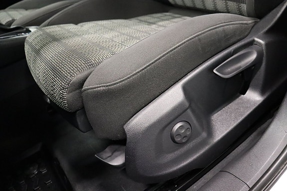 Audi Q3 7 of 25