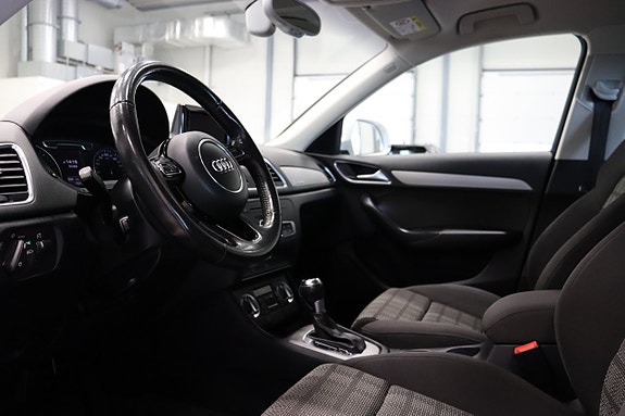 Audi Q3 8 of 25