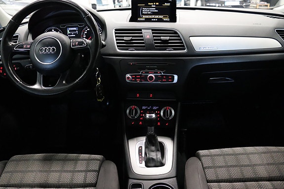 Audi Q3 14 of 25