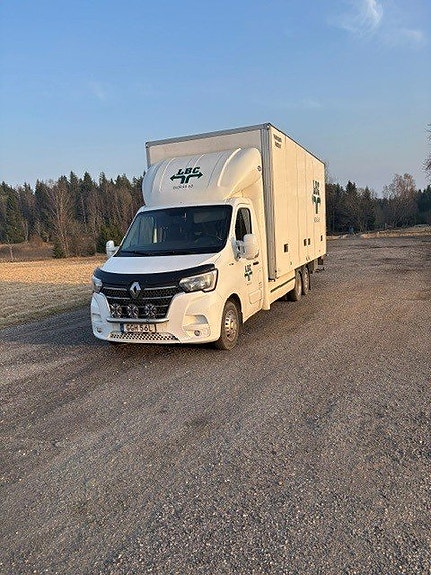Combistar BE trailer på väg in