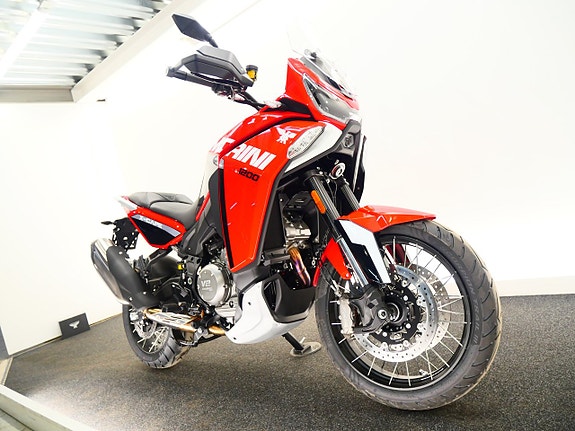 Moto Morini X-CAPE 1200 2 of 3