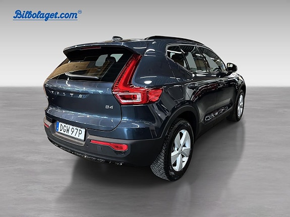 Volvo XC40 6 of 16