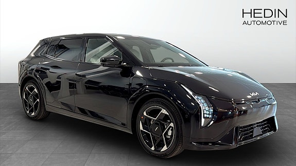Kia EV4 3 of 12