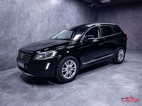 Volvo XC60 3 of 5