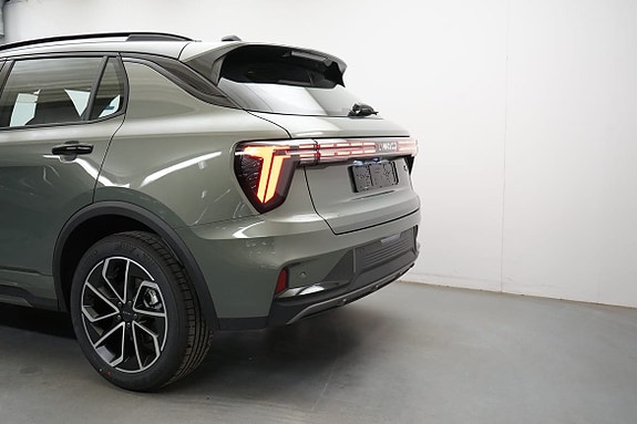 Lynk & Co 01 3 of 15