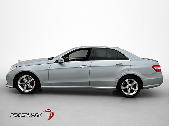 Mercedes-Benz E220 5 of 5