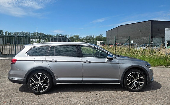 Volkswagen Passat Alltrack 5 of 5