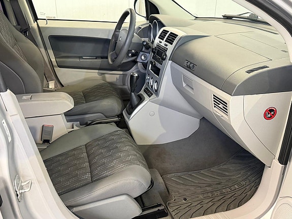 Dodge Caliber 10 of 11