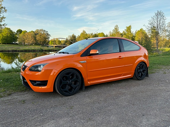 Ford Focus 3 of 5