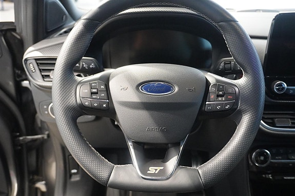 Ford Puma 17 of 30