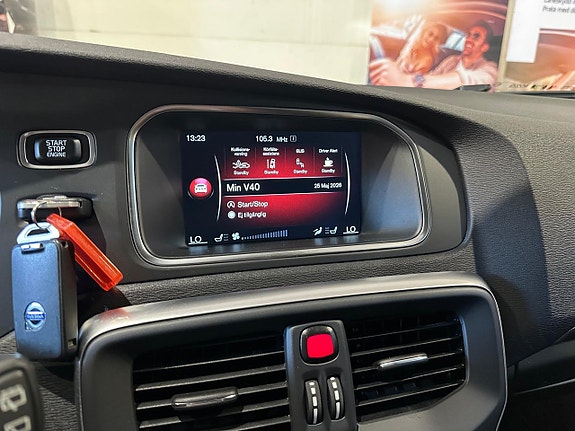 Volvo V40 15 of 20