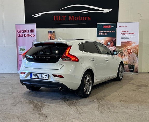 Volvo V40 6 of 20