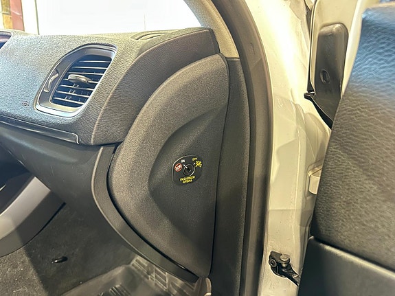 Volvo V40 19 of 20