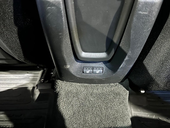Volvo V40 18 of 20