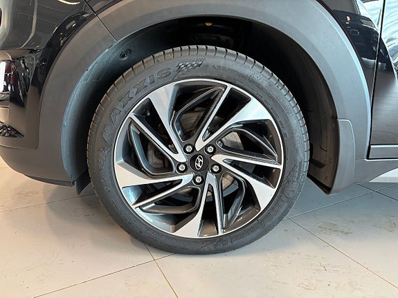 Hyundai Tucson 11 of 11