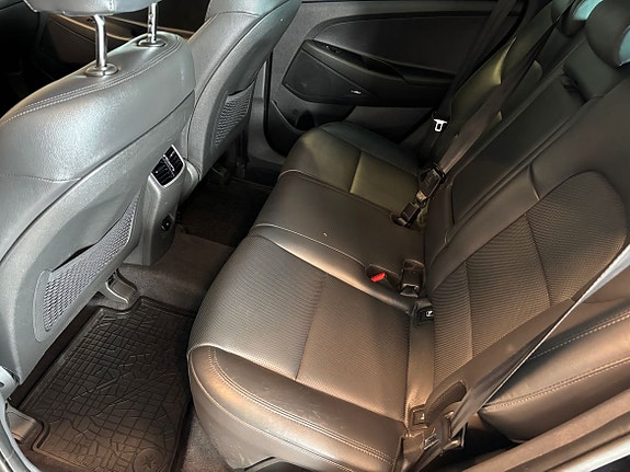 Hyundai Tucson 6 of 11