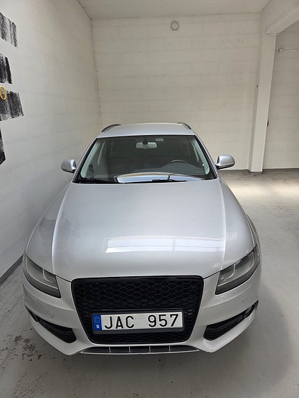Audi A4 3 of 5