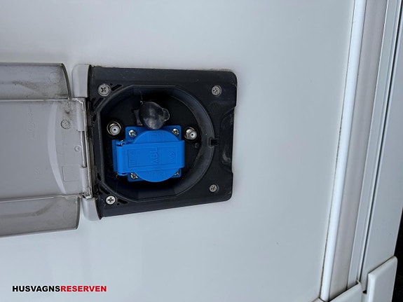Adria ALPINA 663HT 7 of 24