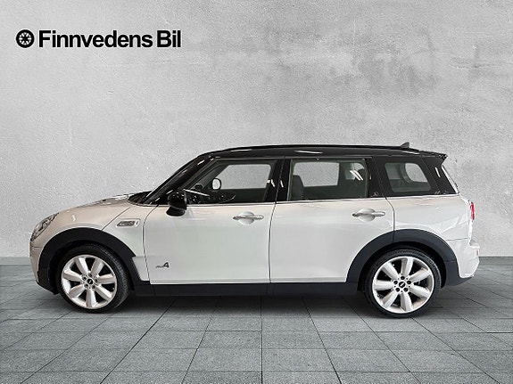 MINI Cooper S 2 of 5
