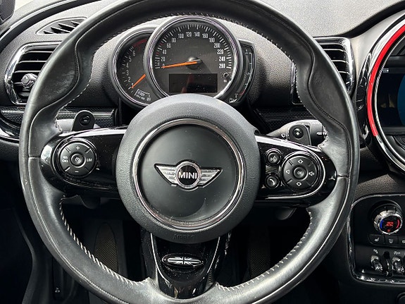 MINI Cooper S 9 of 11