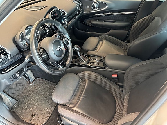 MINI Cooper S 5 of 5
