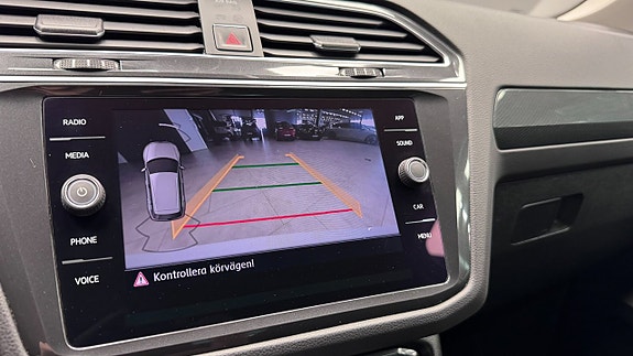 Volkswagen Tiguan 11 of 19