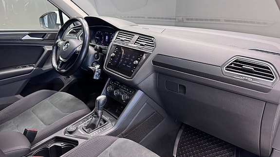 Volkswagen Tiguan 7 of 19