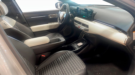 Kia EV4 3 of 13