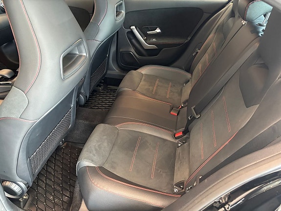 Mercedes-Benz A200 6 of 11