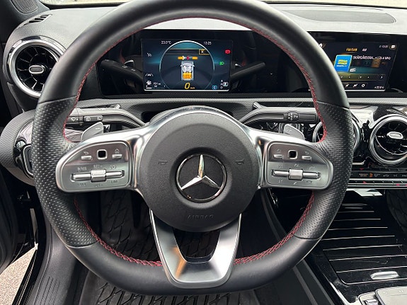 Mercedes-Benz A200 9 of 11