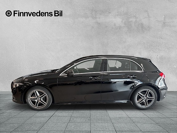 Mercedes-Benz A200 2 of 5