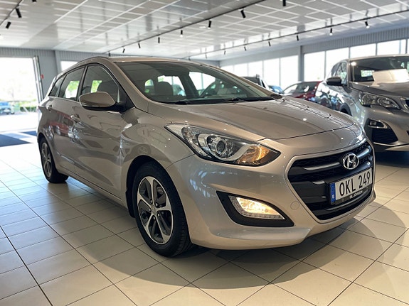 Hyundai i30 3 of 5