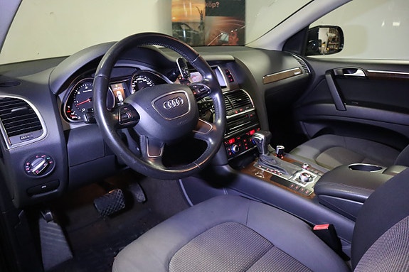 Audi Q7 8 of 22