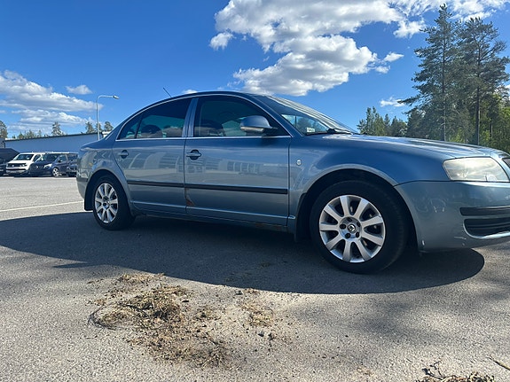 Skoda Superb 5 of 5