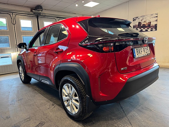 Toyota Yaris Cross 3 of 5