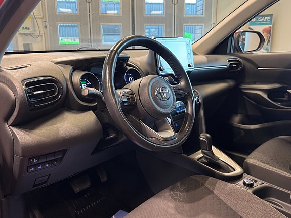 Toyota Yaris Cross 7 of 28