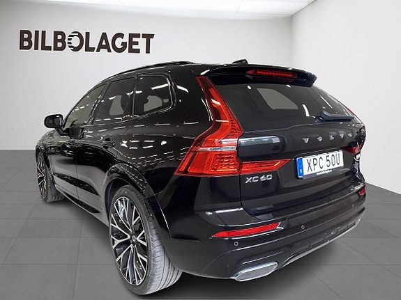 Volvo XC60 3 of 5