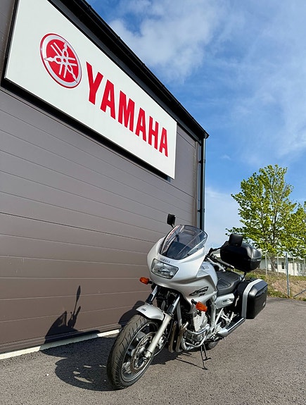 Yamaha XJ900S 0.9 17 of 18