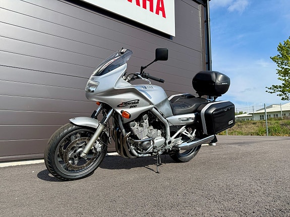 Yamaha XJ900S 0.9 14 of 18
